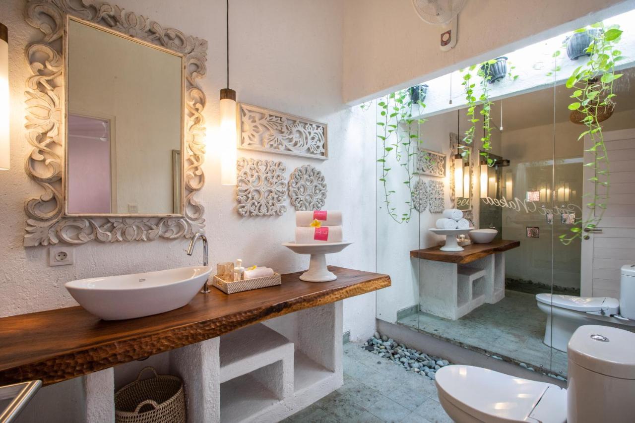 Pinkprivate - For Cool Adults Only Bed & Breakfast