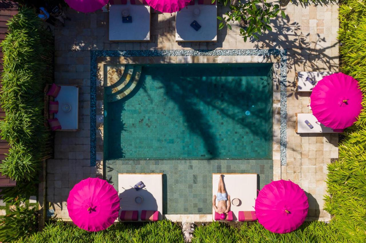 Pinkprivate - For Cool Adults Only Bed & Breakfast