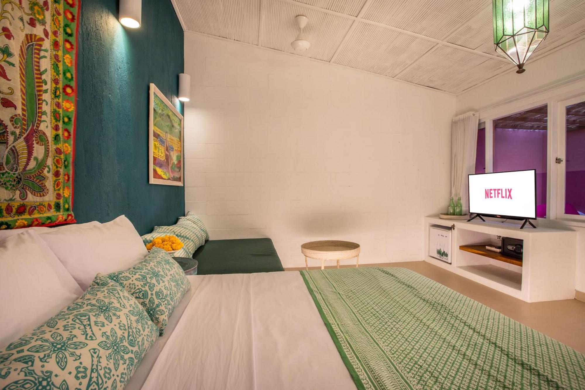 Pinkprivate - For Cool Adults Only * Sanur (Bali)