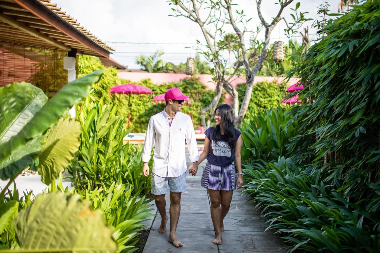 Pinkprivate - For Cool Adults Only Bed & Breakfast *