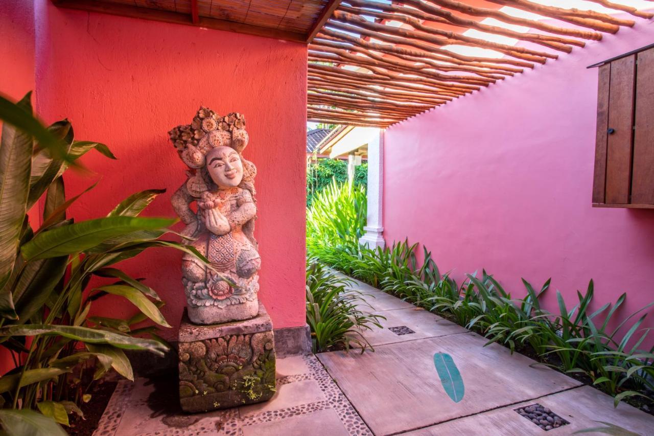 Pinkprivate - For Cool Adults Only Bed & Breakfast *