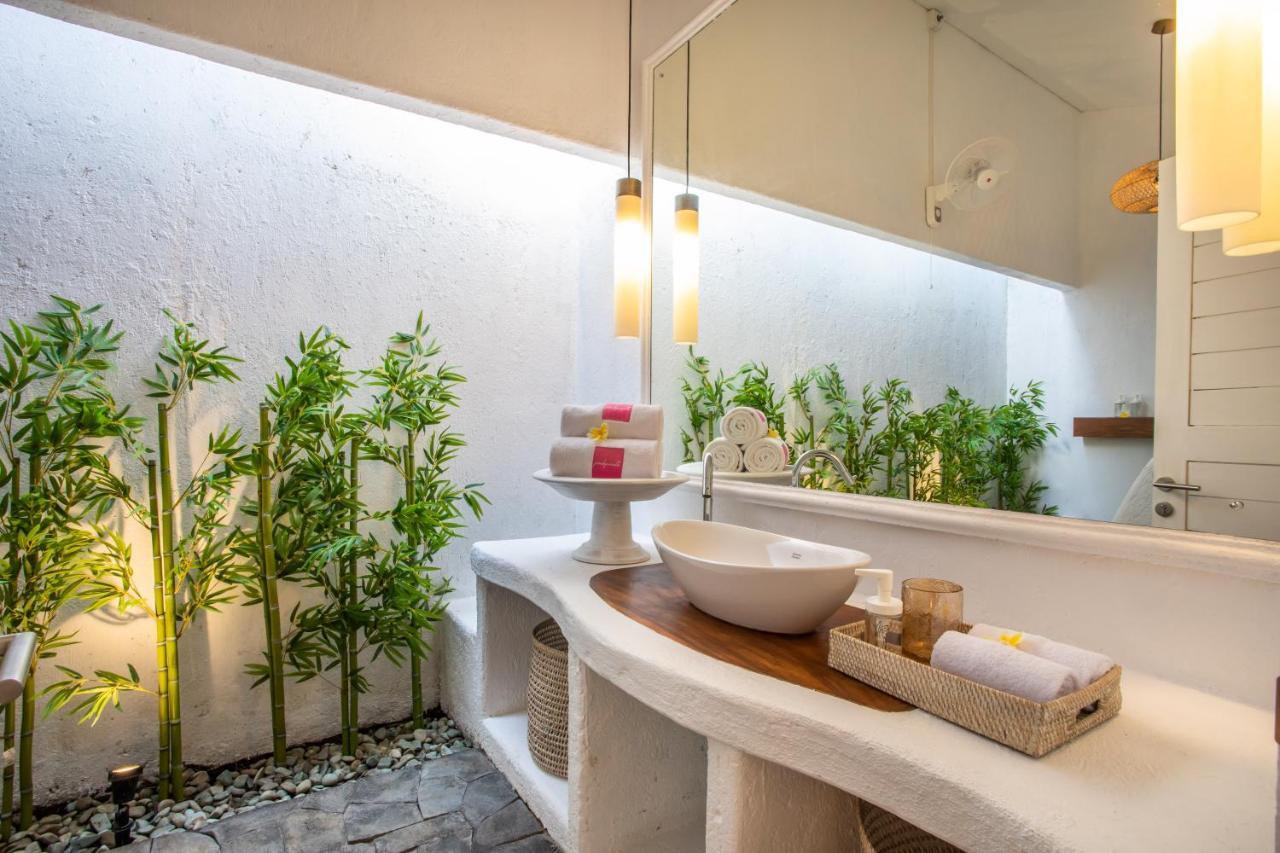 Pinkprivate - For Cool Adults Only Bed & Breakfast Sanur