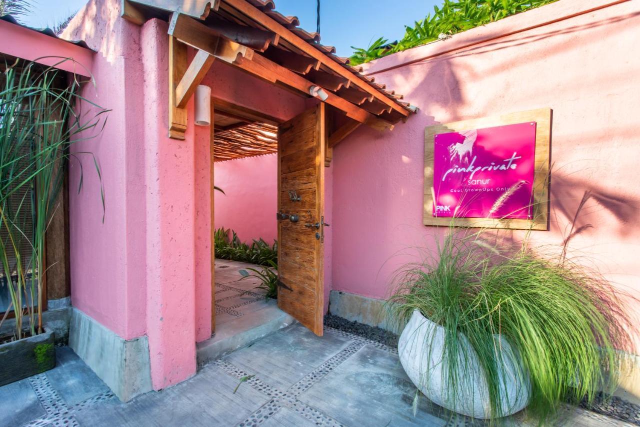 Pinkprivate - For Cool Adults Only Bed & Breakfast *