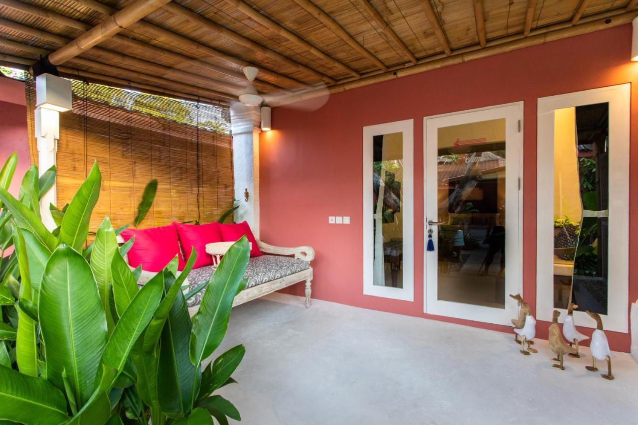 Pinkprivate - For Cool Adults Only Bed & Breakfast