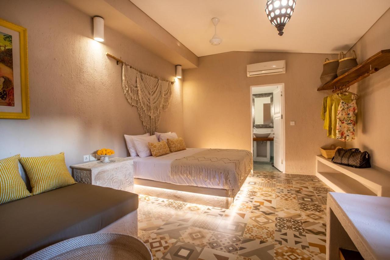 Bed & Breakfast Pinkprivate - For Cool Adults Only *