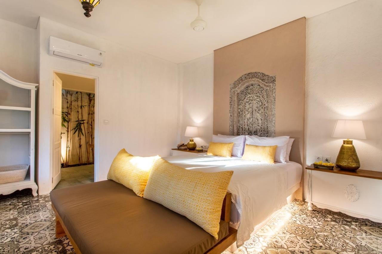 Pinkprivate - For Cool Adults Only Bed & Breakfast Sanur