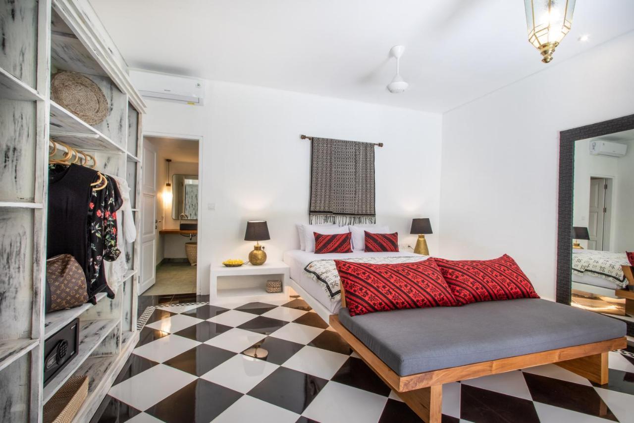 Pinkprivate - For Cool Adults Only Bed & Breakfast Sanur