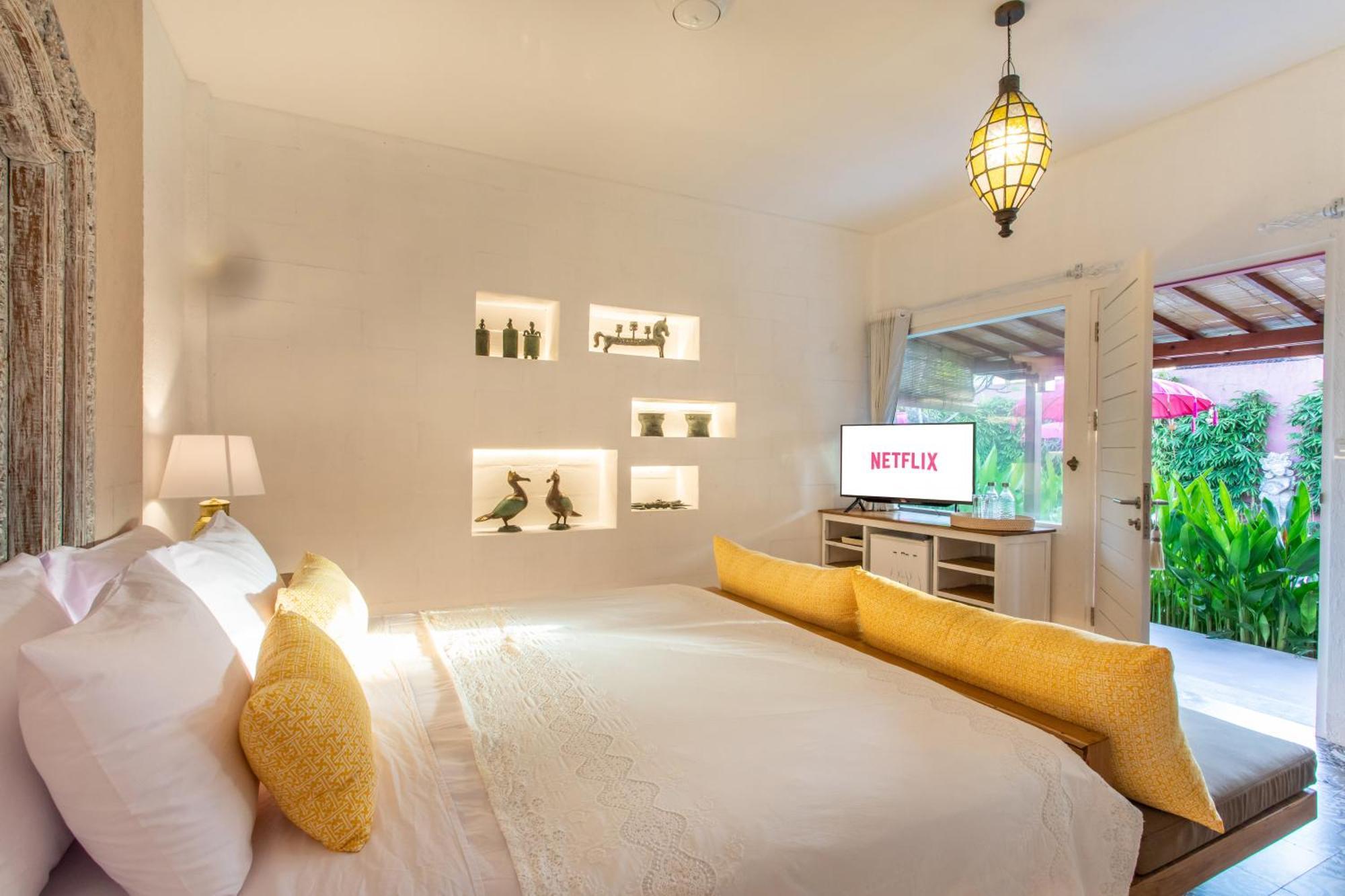 Pinkprivate - For Cool Adults Only Bed & Breakfast Sanur